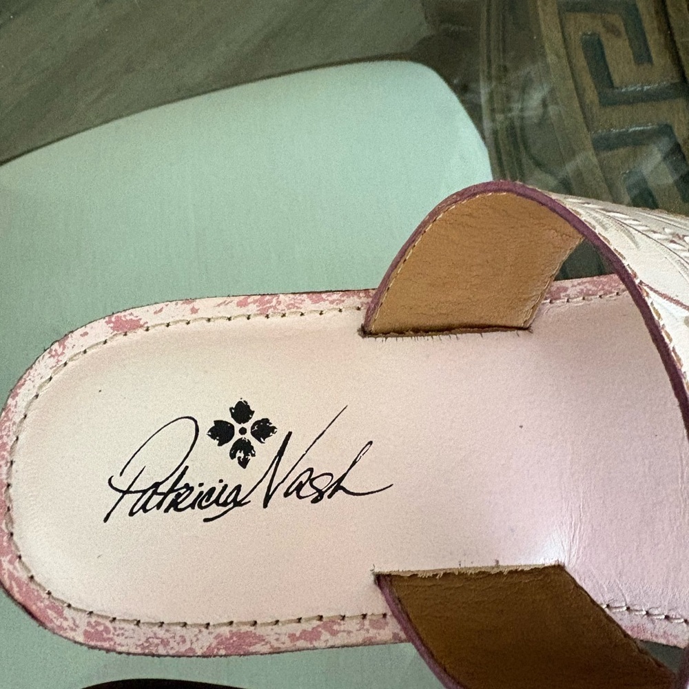 🩷🩷PATRICIA NASH FRANCA FLOWER POM TOOLED LEATHER SANDALS!🩷🩷SALE SALE SALE - Picture 4 of 6